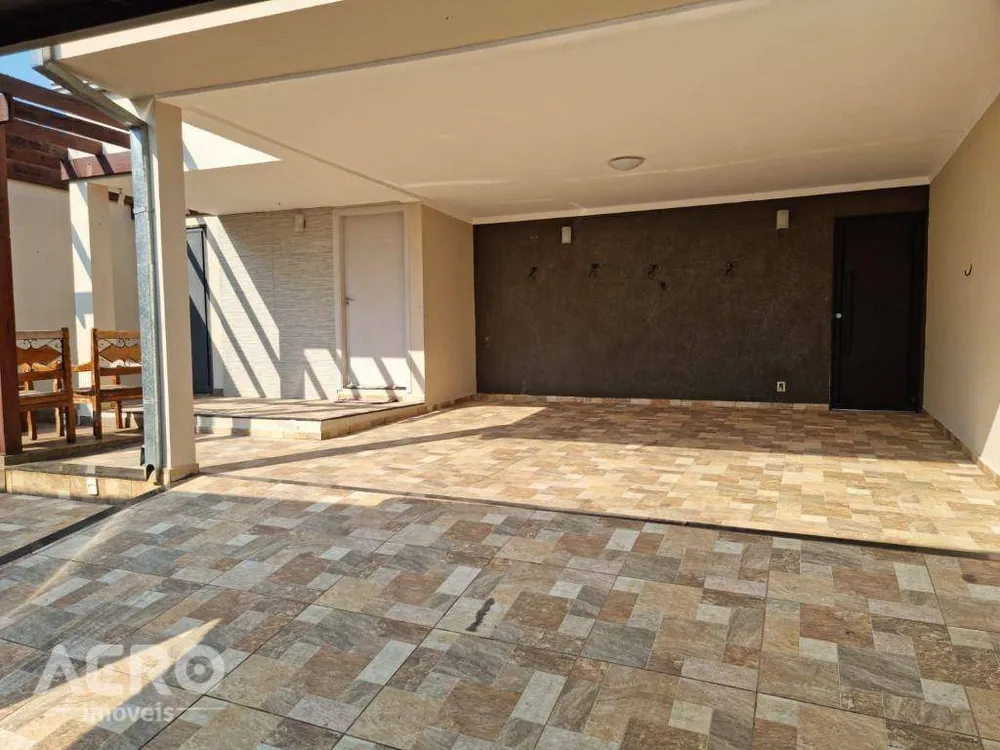 Casa, 3 quartos, 175 m² - Foto 2