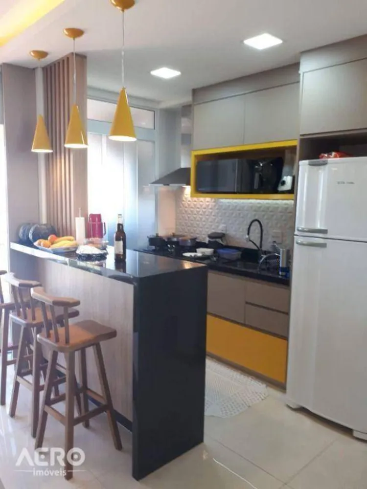 Apartamento, 2 quartos, 64 m² - Foto 1