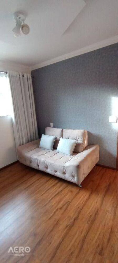 Casa à venda com 2 quartos, 160m² - Foto 8