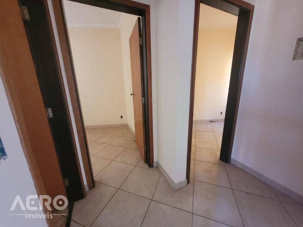 Casa à venda com 3 quartos, 133m² - Foto 8