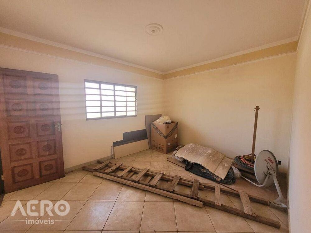 Casa à venda com 3 quartos, 133m² - Foto 18