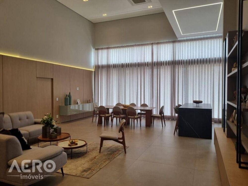 Casa de Condomínio à venda com 4 quartos, 389m² - Foto 1