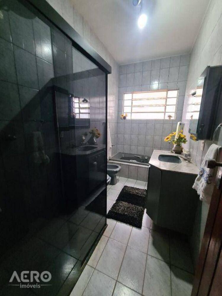 Casa, 3 quartos, 260 m² - Foto 3