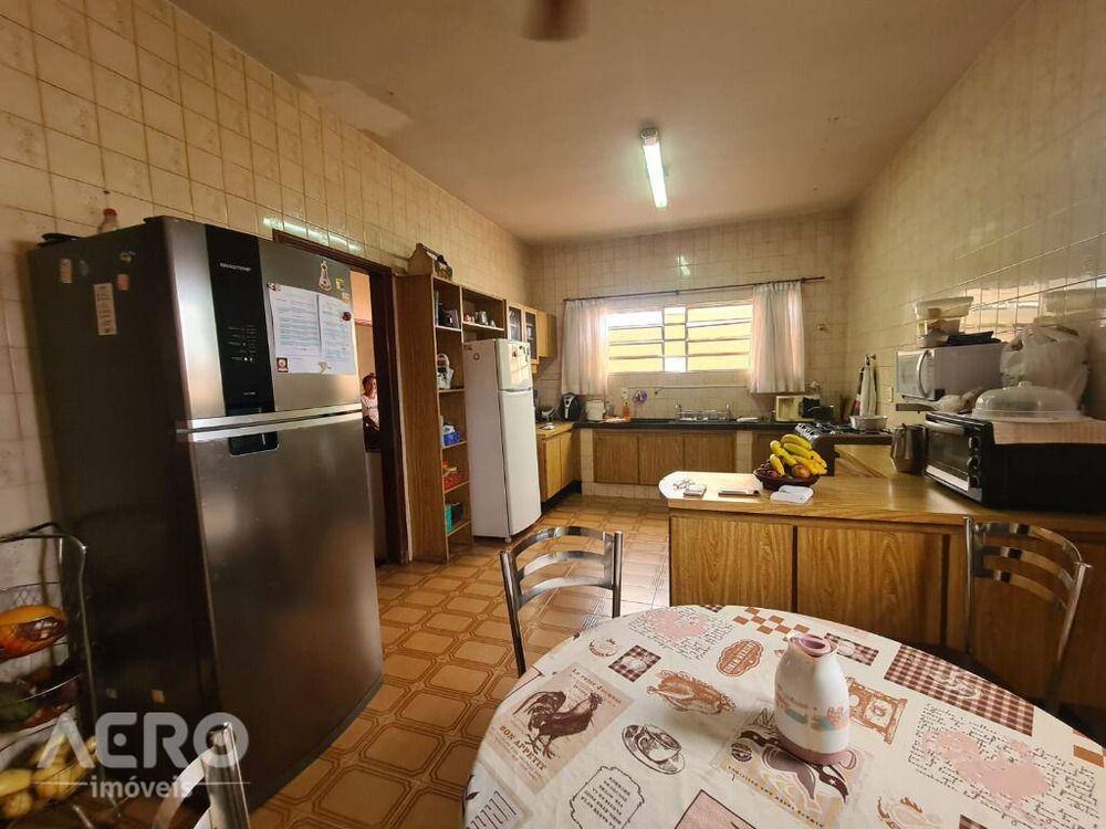 Casa, 3 quartos, 260 m² - Foto 16