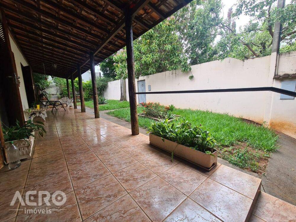 Casa, 3 quartos, 260 m² - Foto 12