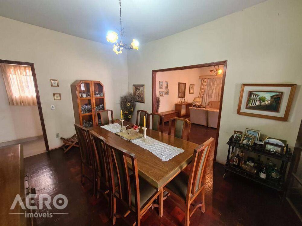 Casa, 3 quartos, 260 m² - Foto 24