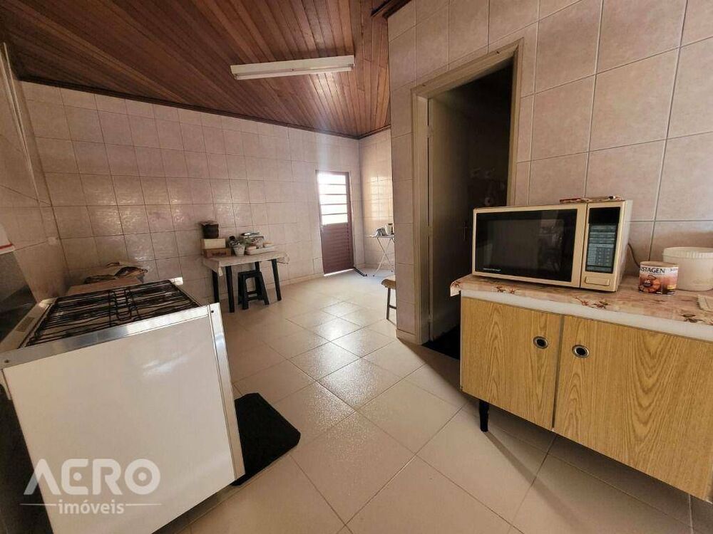 Casa, 3 quartos, 184 m² - Foto 15