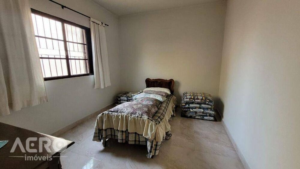 Casa, 3 quartos, 184 m² - Foto 32