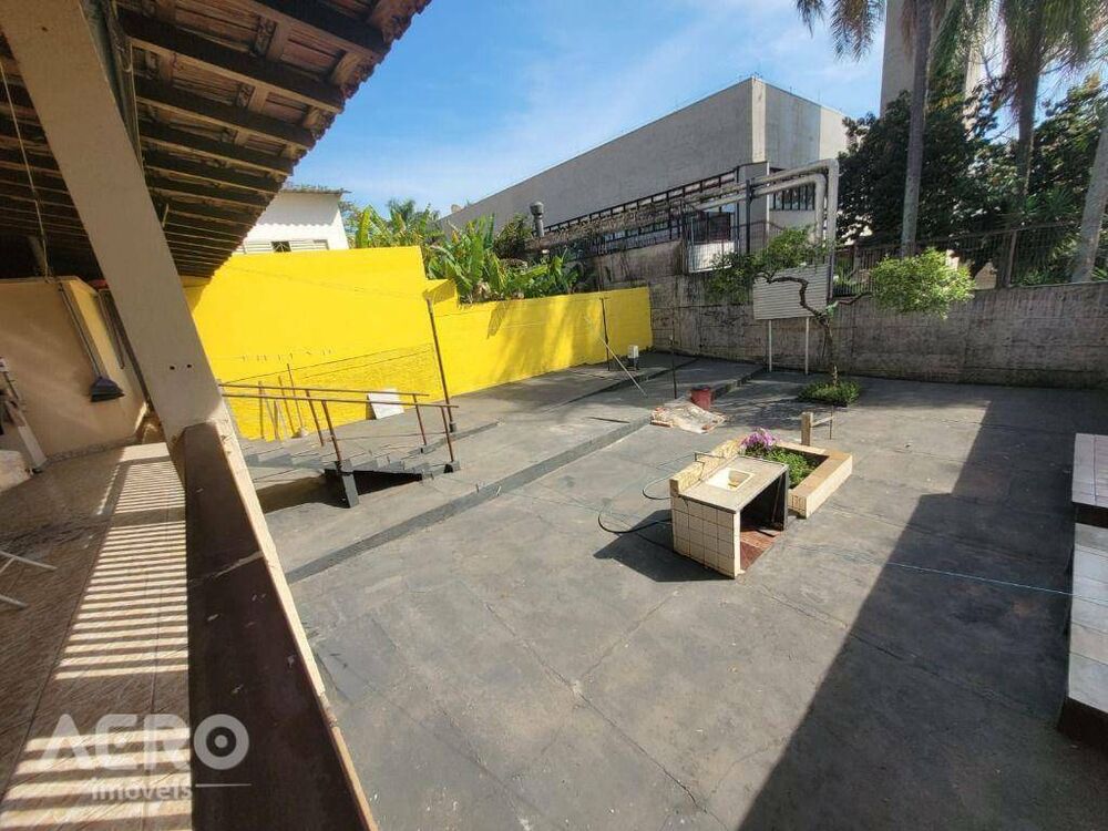 Casa, 3 quartos, 184 m² - Foto 6