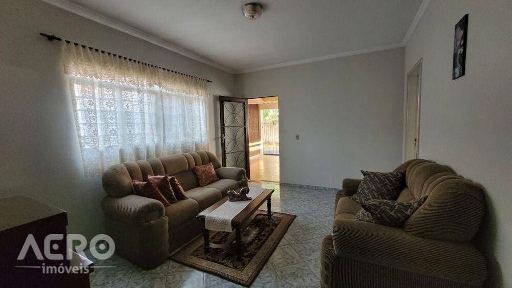 Casa, 3 quartos, 184 m² - Foto 35