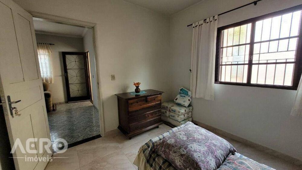 Casa, 3 quartos, 184 m² - Foto 33