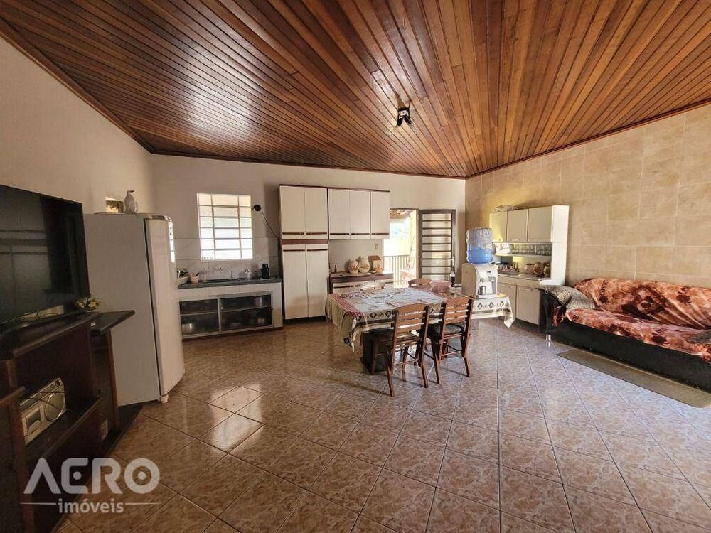 Casa, 3 quartos, 184 m² - Foto 22
