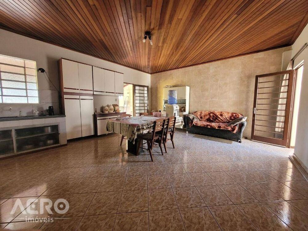 Casa, 3 quartos, 184 m² - Foto 21