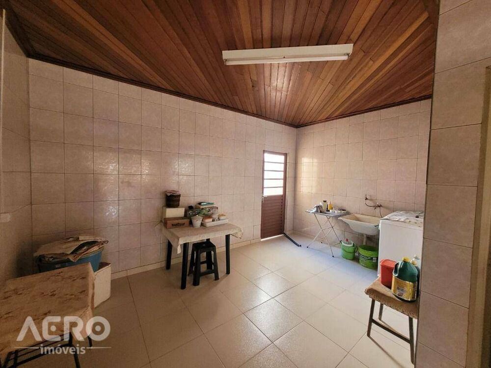 Casa, 3 quartos, 184 m² - Foto 16