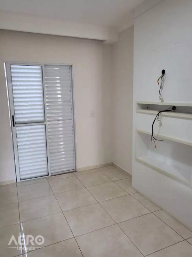 Casa à venda com 2 quartos, 150m² - Foto 4