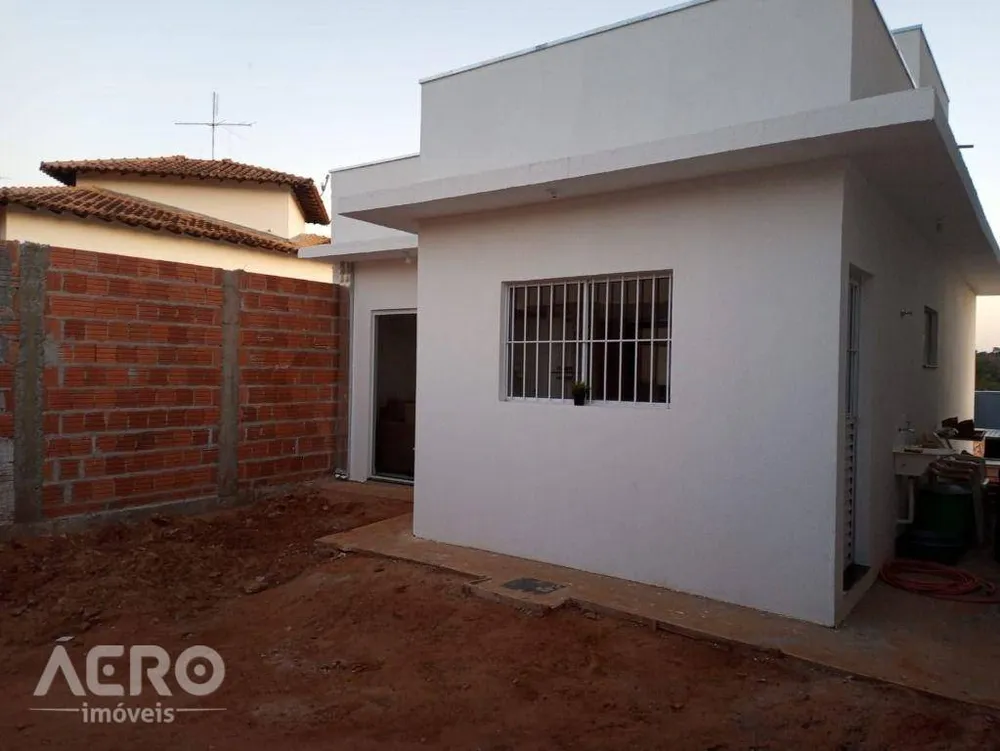 Casa, 2 quartos, 118 m² - Foto 1