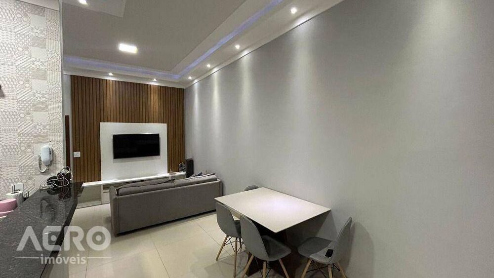 Casa à venda com 3 quartos, 120m² - Foto 9