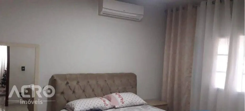 Casa, 5 quartos, 250 m² - Foto 4