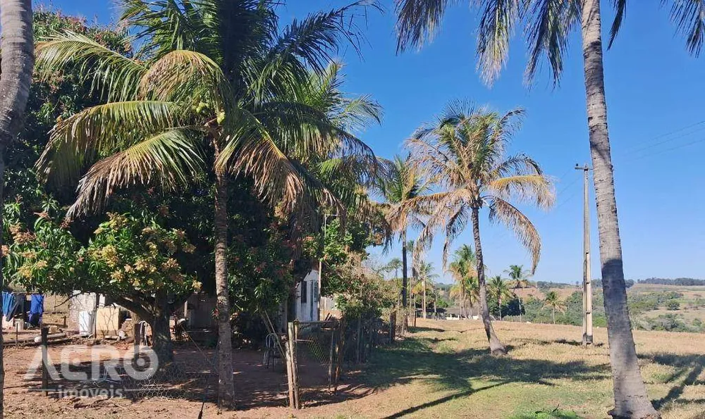 Sítio, 2 quartos, 28 hectares - Foto 2