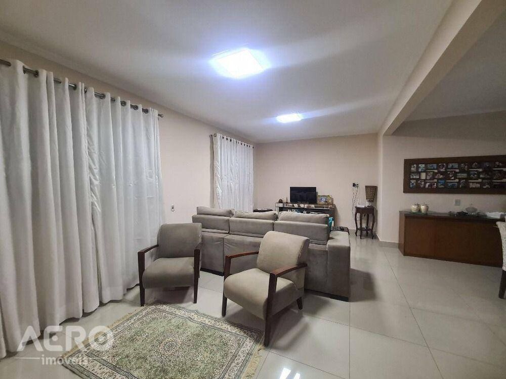 Casa à venda com 3 quartos, 210m² - Foto 31