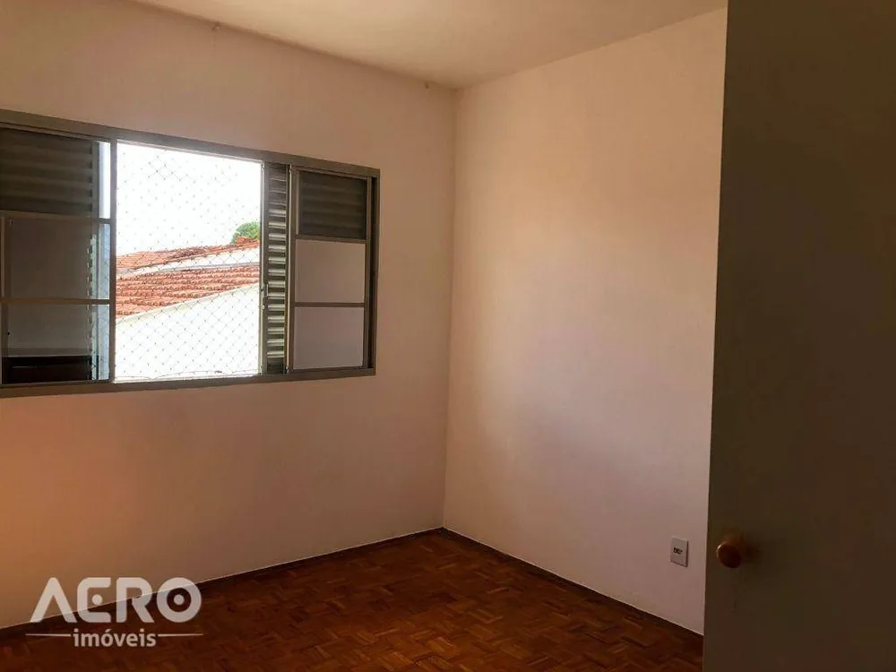 Casa, 3 quartos, 166 m² - Foto 2