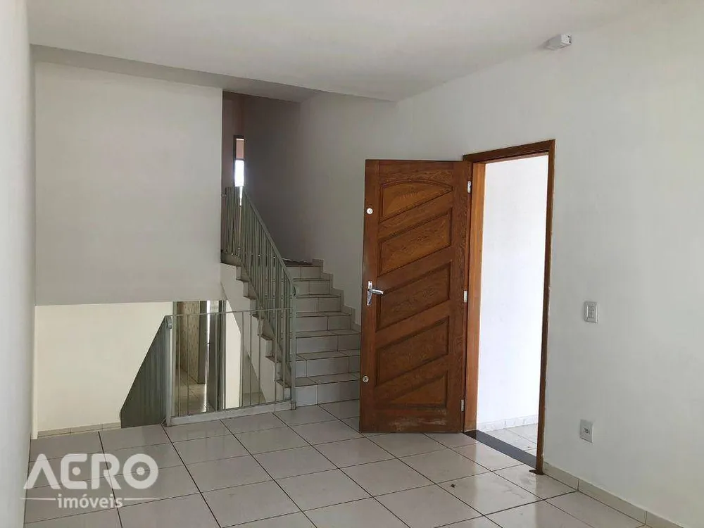 Casa, 3 quartos, 166 m² - Foto 3