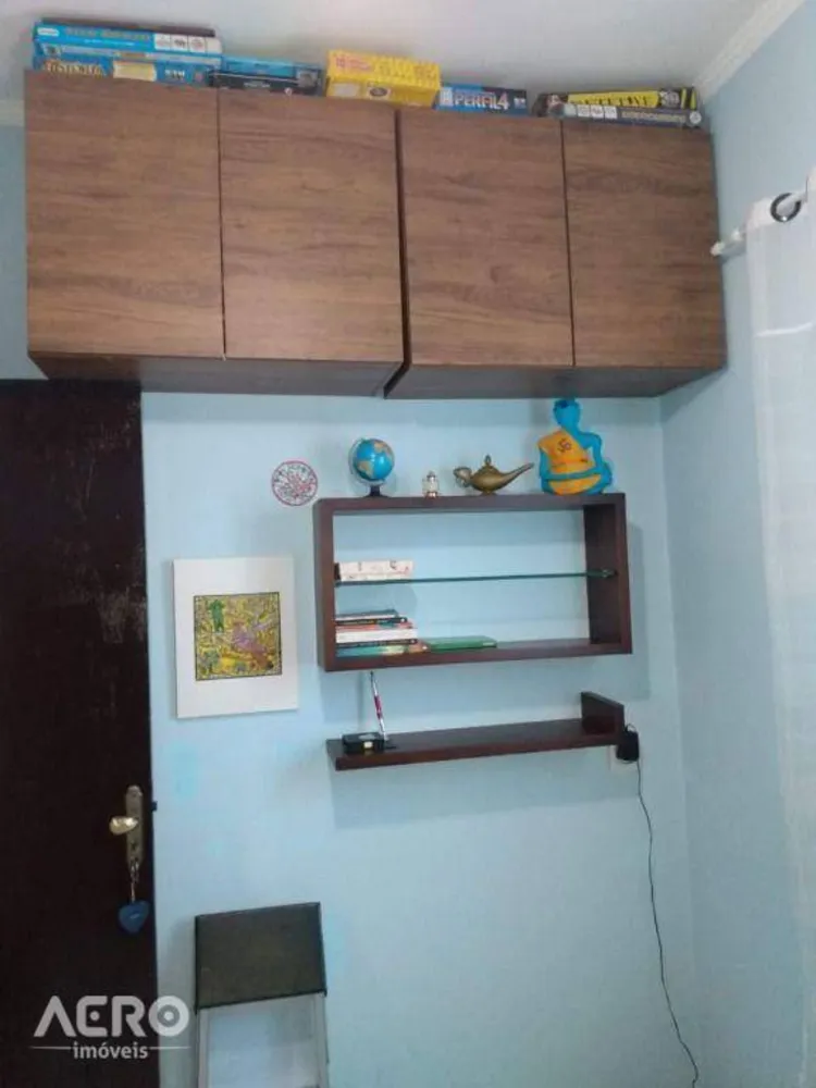 Casa, 3 quartos, 233 m² - Foto 4