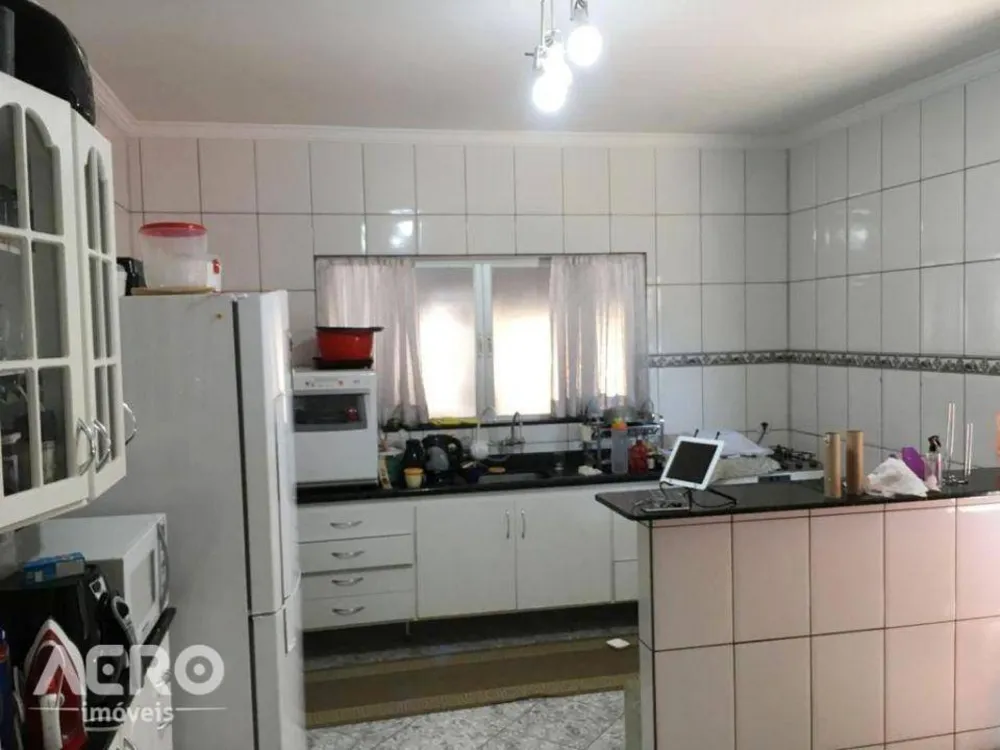 Casa, 3 quartos, 233 m² - Foto 3