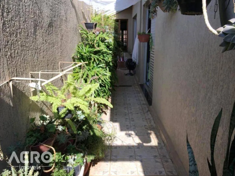 Casa, 3 quartos, 233 m² - Foto 6