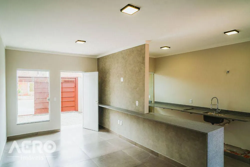 Casa, 3 quartos, 109 m² - Foto 1