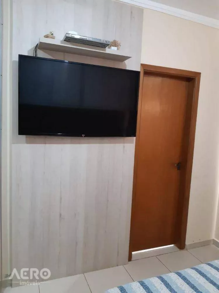 Casa à venda com 3 quartos, 108m² - Foto 3