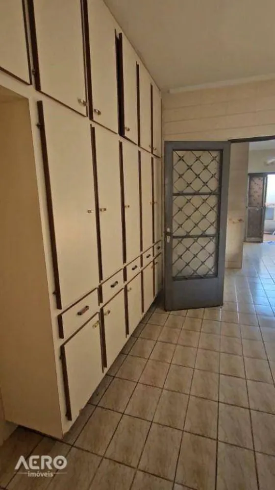 Casa, 3 quartos, 250 m² - Foto 2