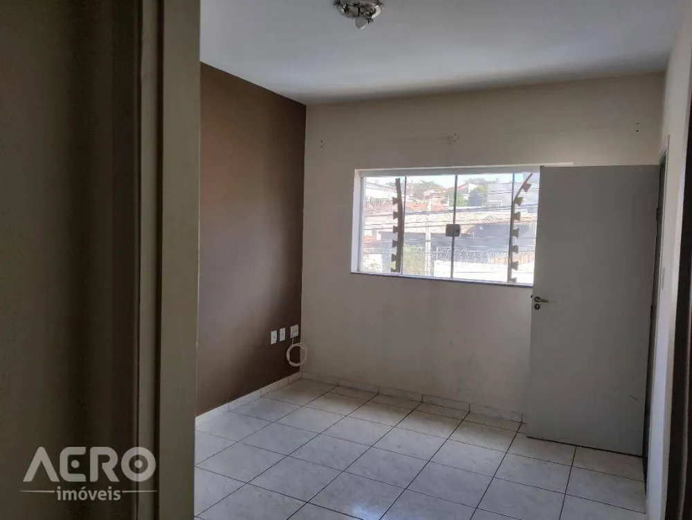 Casa, 4 quartos, 260 m² - Foto 7