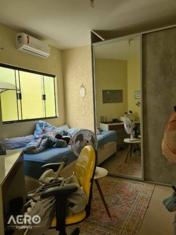 Casa à venda com 3 quartos, 110m² - Foto 4
