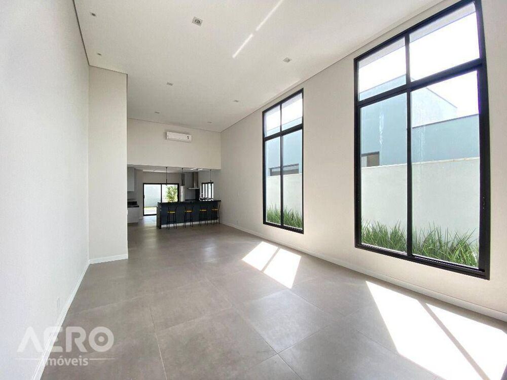 Casa de Condomínio à venda com 3 quartos, 228m² - Foto 4
