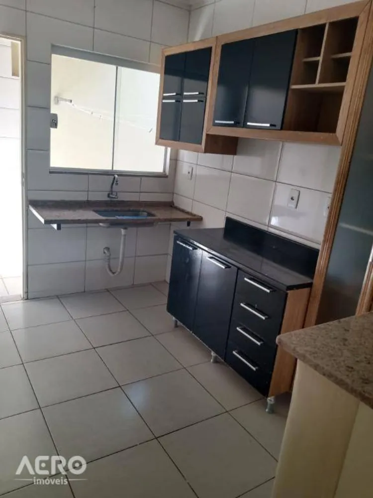 Casa, 2 quartos, 130 m² - Foto 1