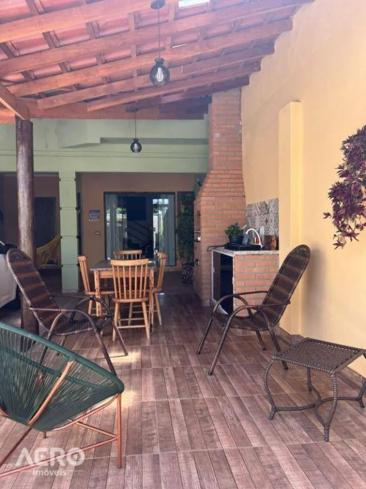 Casa, 3 quartos, 153 m² - Foto 2