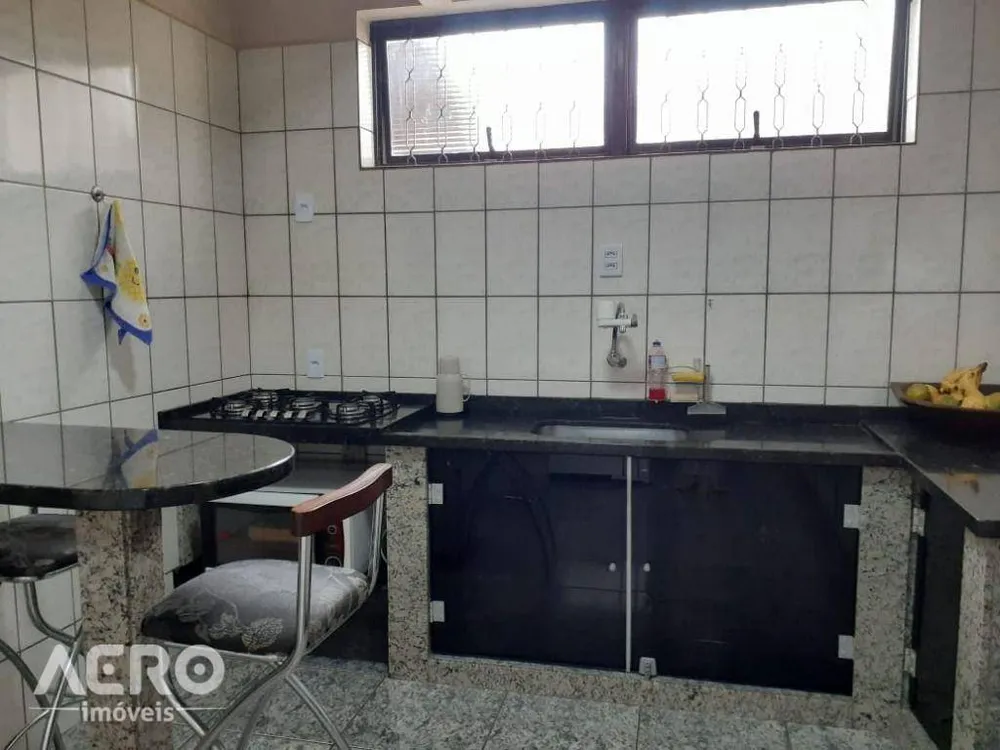 Casa, 3 quartos, 285 m² - Foto 3