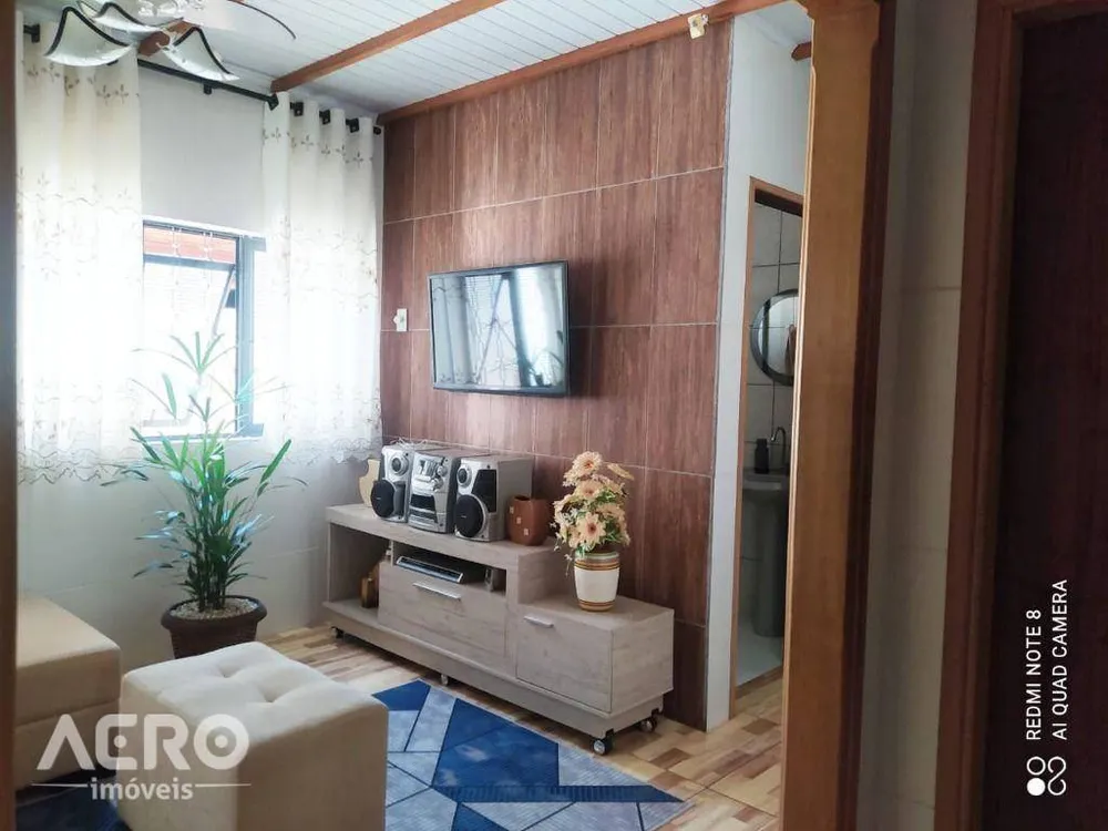 Casa, 3 quartos, 285 m² - Foto 2