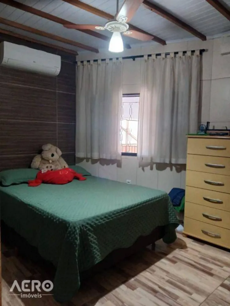 Casa, 3 quartos, 285 m² - Foto 3