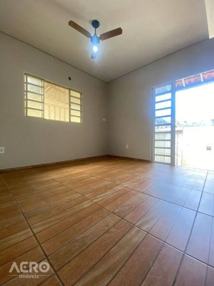Casa, 3 quartos, 105 m² - Foto 3