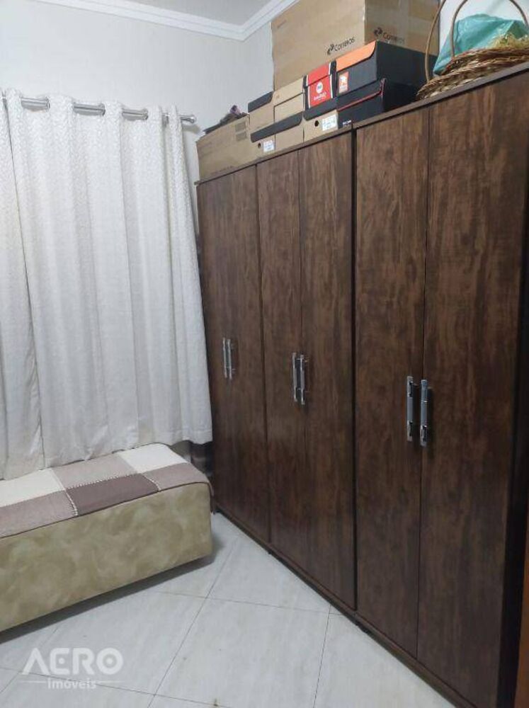 Casa à venda com 3 quartos, 170m² - Foto 13