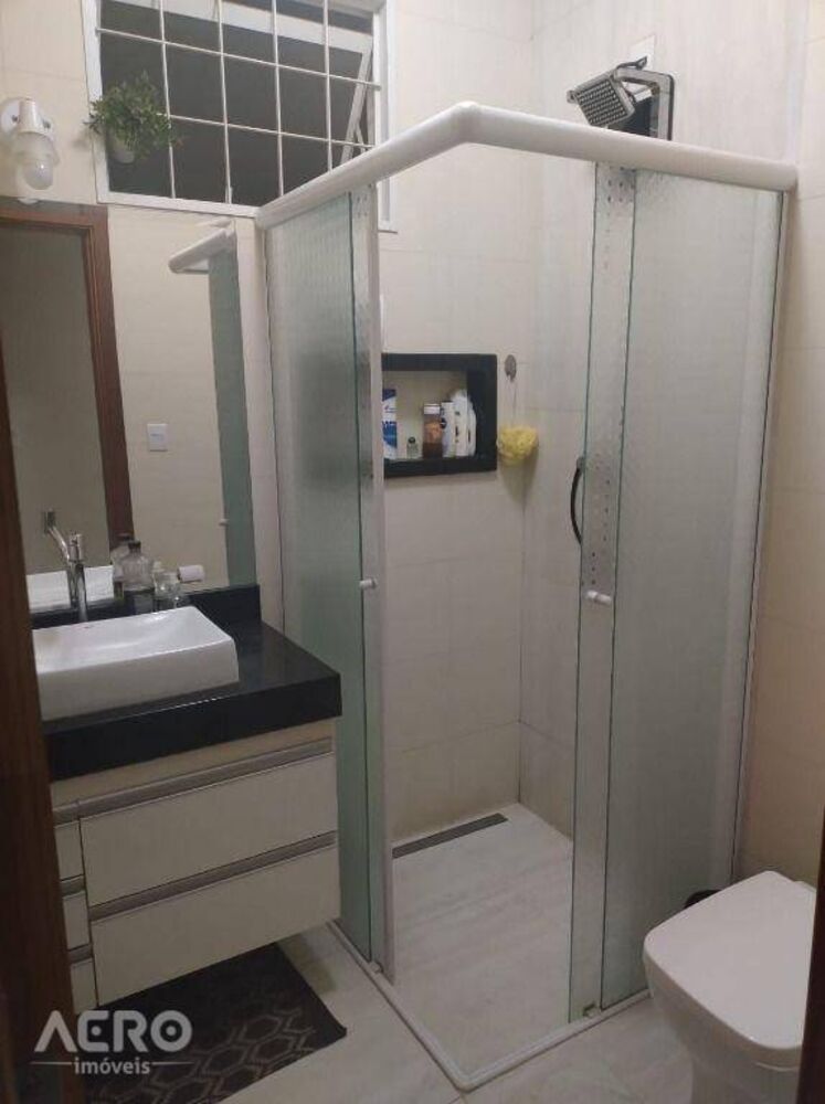 Casa à venda com 3 quartos, 170m² - Foto 16