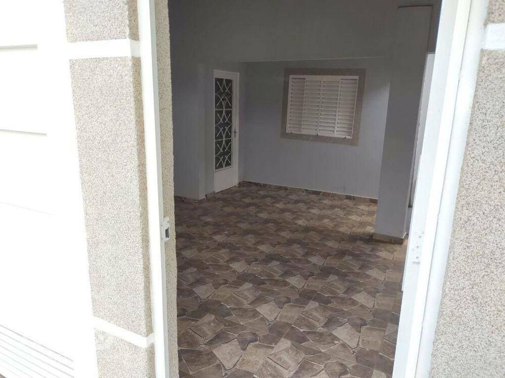 Casa à venda com 3 quartos, 102m² - Foto 3