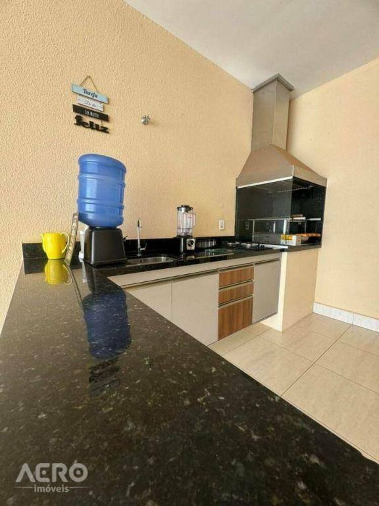 Casa à venda com 3 quartos, 119m² - Foto 12