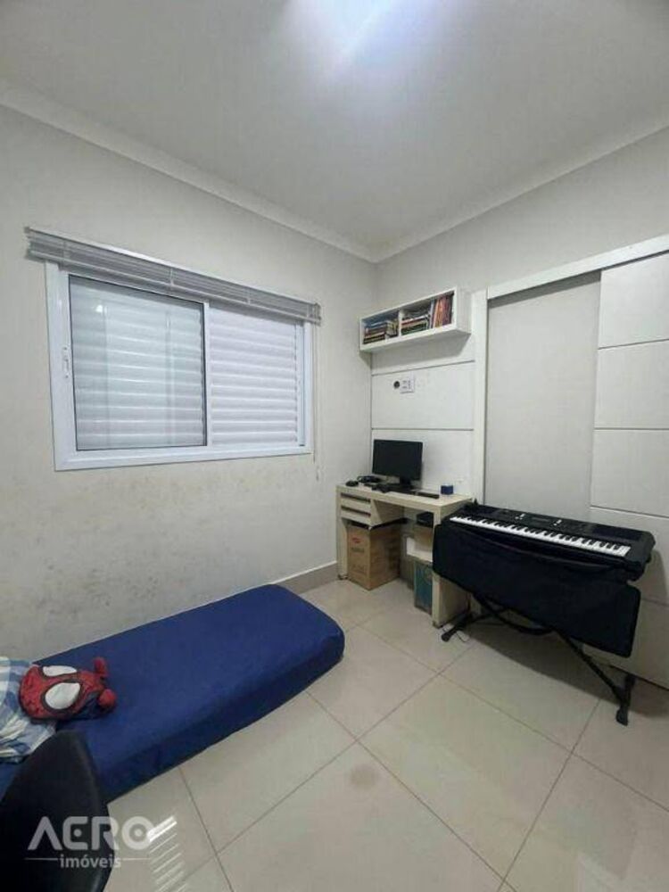 Casa à venda com 3 quartos, 119m² - Foto 9