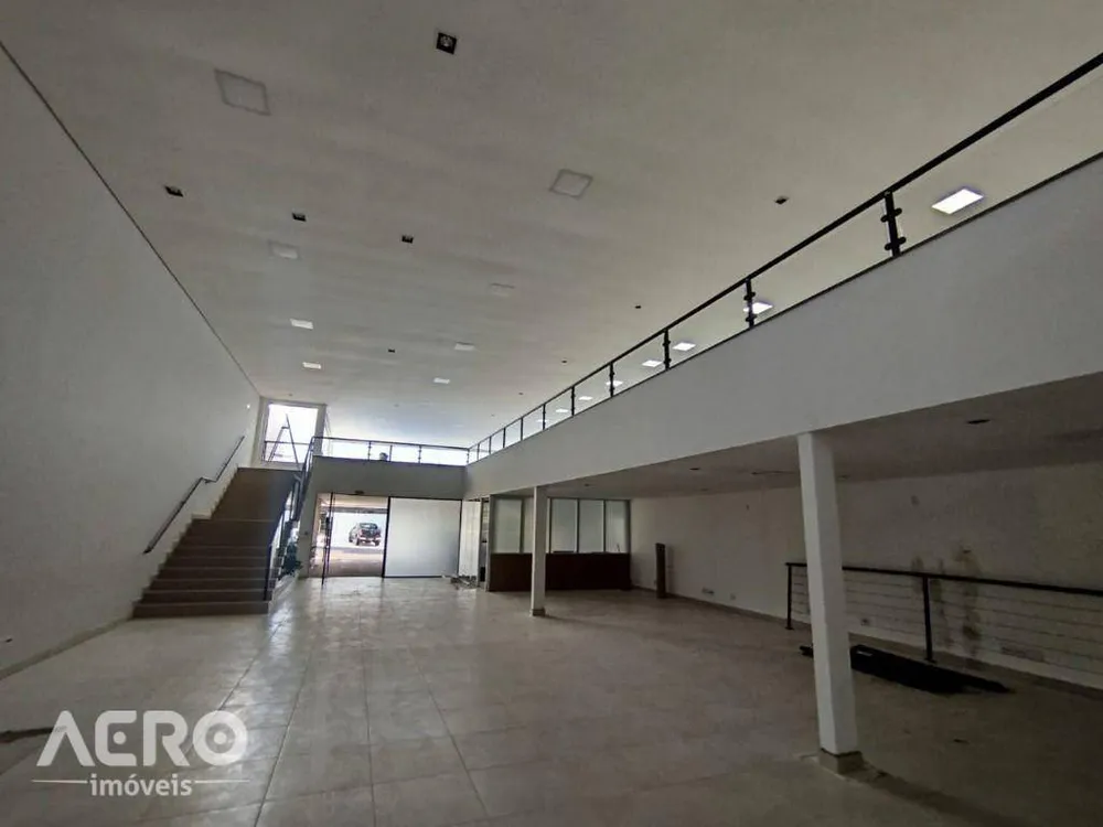 Loja-Salão, 640 m² - Foto 2