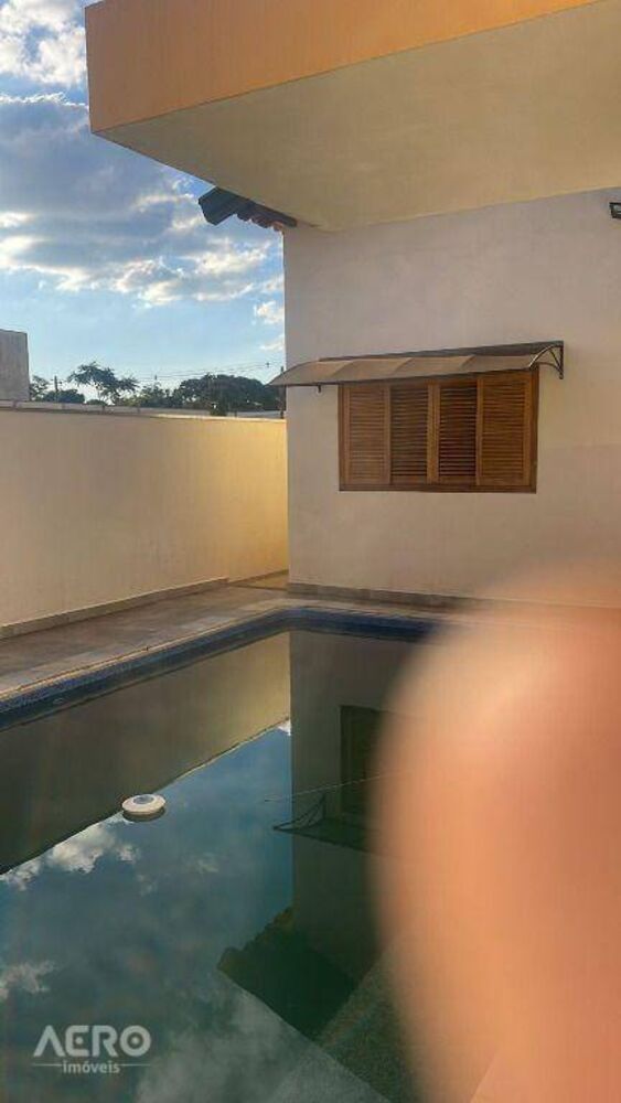Casa, 3 quartos, 220 m² - Foto 4