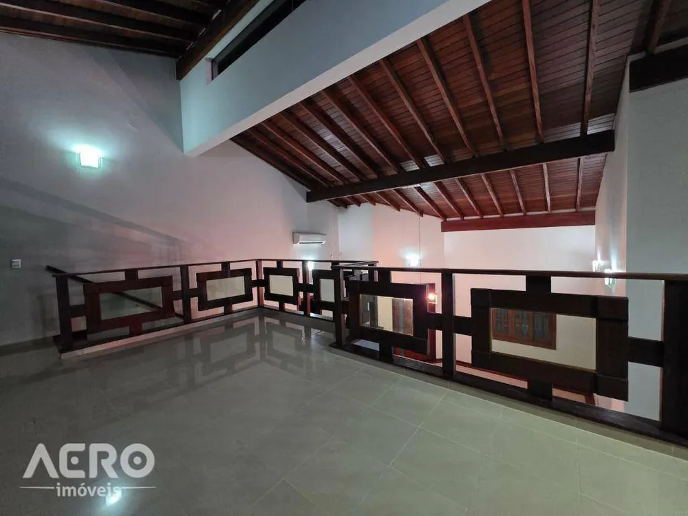 Casa, 3 quartos, 289 m² - Foto 2
