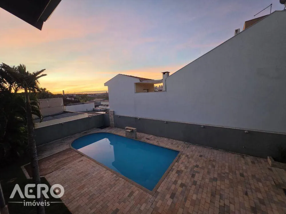 Casa, 3 quartos, 289 m² - Foto 4